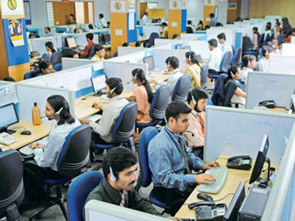Indian IT firms set to concede yearly pay climb plans, but say no layoffs.